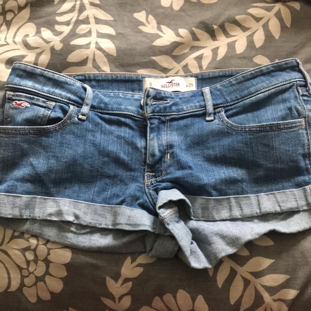 Hollister jean shorts